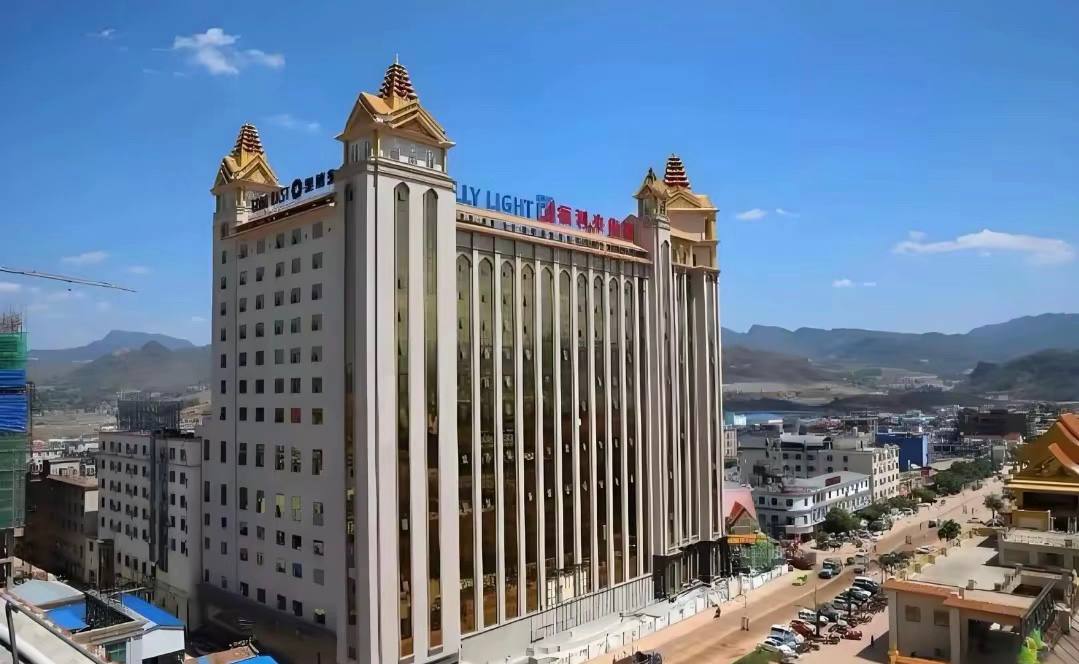 福布斯公司 SPA 中心